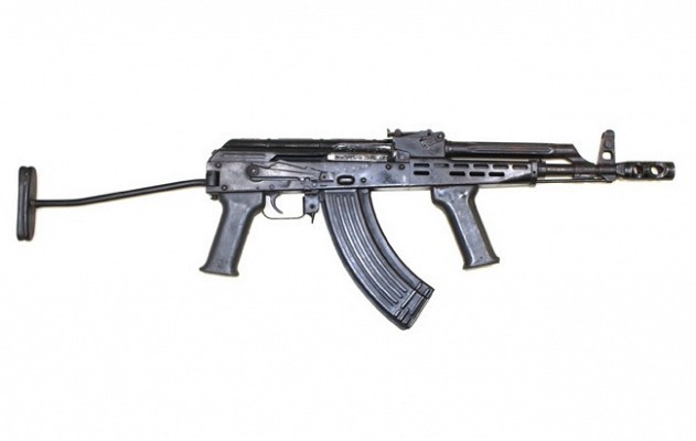 Đứng cuối danh sách những mẫu súng bộ binh tệ hại nhất là khẩu AMD-65 của Hungary; đây là mẫu súng nhái theo súng trường tiến công AK-47 rất nổi tiếng và thành công; nhưng mẫu AMD-65 thì ngược lại, do súng không tuân thủ theo thiết kế truyền thống đã được các nhà thiết kế Liên Xô tính toán kỹ.