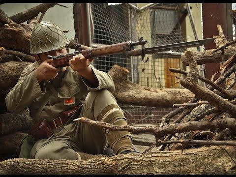 Arisaka Kiểu 38 sử dụng cỡ nòng 6,5 mm; để tăng tầm bắn, súng lắp nòng dài 80 cm. Kết quả là ra đời một khẩu súng trường dài đến 147 cm; trong khi chiều cao của lính nghĩa vụ Nhật Bản khi đó, trung bình chỉ là 162 cm. Với lưỡi lê kèm theo, Arisaka thường dài hơn chiều cao của binh lính Nhật, làm cho vũ khí khó sử dụng và mất thăng bằng về phía trước.