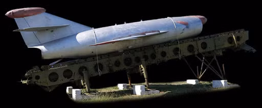 Giống như người tiền nhiệm Sopka, FKR-1 cũng có khả năng di chuyển trên đường và cũng có thể được phóng bằng từ máy bay vận tải trên mặt đất, thay vì phóng từ trên không. Trong cuộc Khủng hoảng Tên lửa Cuba (năm 19620, một số lượng lớn tên lửa FKR-1 đã được đưa tới Vịnh Guantanamo và Florida. Ảnh: FKR-1. Nguồn: Topwar