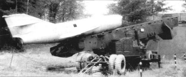 Năm 1962, Chủ tịch Liên Xô Nikita Khrushchev nói rằng, nếu một cuộc chiến tranh với Mỹ nổ ra, nếu có mặt Quân đội Liên Xô ở Cuba, thì căn cứ hải quân Vịnh Guantanamo sẽ "biến mất ngay trong ngày đầu tiên" và Liên Xô đã có loại tên lửa để tiến hành việc đó. Ảnh: Tên lửa FKR-1. Nguồn: Topwar