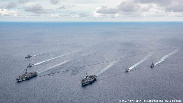 Cùng với đó Hải quân Mỹ duy trì thường xuyên, hoặc tăng cường các chuyến tuần tra, huấn luyện và tập trận trong khu vực Ấn Độ - Thái Bình Dương với các quốc gia đồng minh và lực lượng hải quân khác. Nguồn: Hải quân Mỹ.