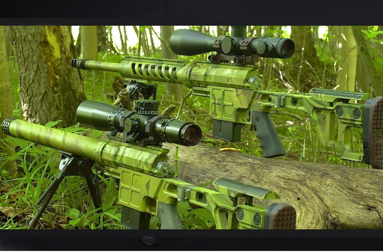 Chuyên gia cao cấp của Rosoboronexport Alexander Slobodyanyuk giải thích: "Trọng lượng của súng trường DVL-10M3 đã giảm xuống còn 4,5 kg trong khi chiều dài nòng là 500mm, tầm bắn hiệu quả của lên đến một km; độ chính xác của súng rất cao, khi lệch mục tiêu không quá 0,0063 độ".