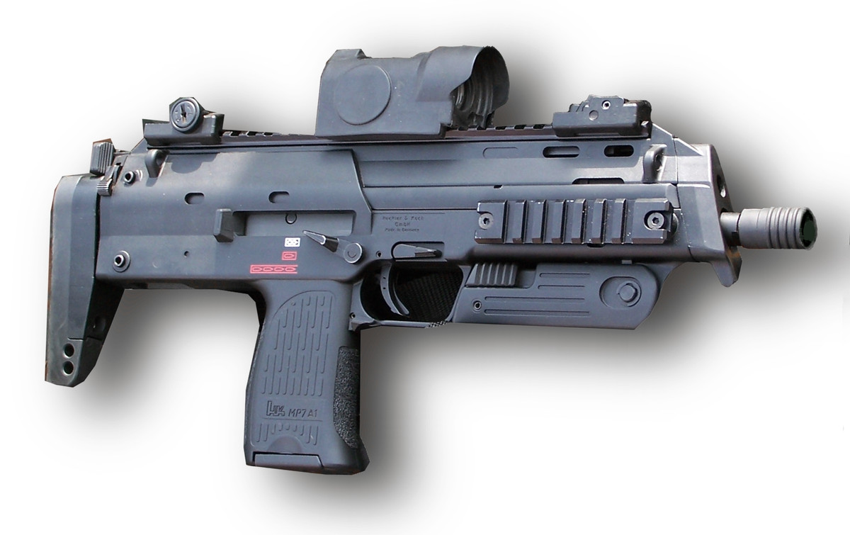 Khẩu MP7 do Heckler &amp; Koch (Đức) phát triển cũng là mẫu tiểu liên được đánh giá cao; cũng được thiết kế để sử dụng loại đạn mới, được trang bị cho các lực lượng thực thi pháp luật, các kíp xe tăng, nhảy dù, đặc nhiệm; tuy mới đưa vào sử dụng từ năm 2001, nhưng hiện tại MP7 có mặt trong biên chế của 20 quốc gia.