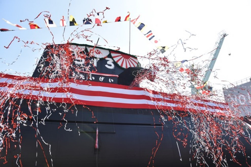 Chiếc SS-513 Taigei mới này sẽ là chiếc tàu ngầm thứ 22 trong biên chế Lực lượng Phòng vệ bờ biển Nhật Bản bên cạnh 11 chiếc Soryu đang hoạt động, 1 chiếc chuẩn bị hạ thủy và 9 chiếc Oyashio. Theo kế hoạch, chiếc Taigei chính thức đi vào phục vụ vào tháng 3 năm 2022 và là chiếc đầu tiên trong số 7 chiếc lớp này được đóng mới cho. Ảnh: Buổi lễ hạ thủy tàu ngầm lớp Taigei.