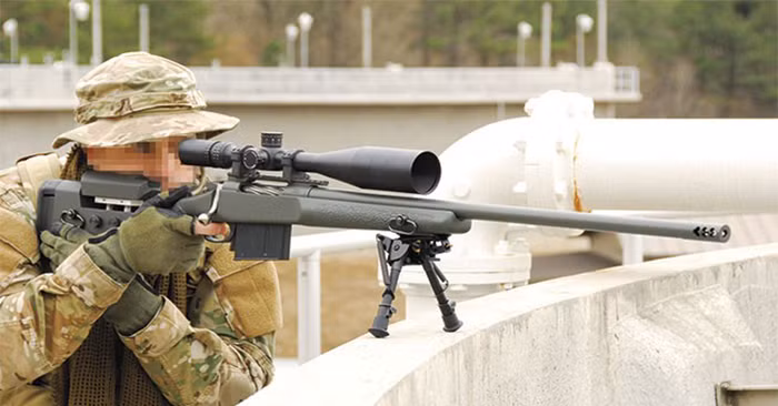 Toàn bộ quá trình nạp đạn tương đối ổn định và không dễ làm hỏng đạn. Nó có thể làm cho đạn và buồng đạn chặt hơn, tránh rò rỉ khí thuốc khi bắn. Những điều này đều có lợi cho việc nâng cao tầm bắn và độ ổn định bay của đầu đạn, để đầu đạn vẫn giữ được độ chính xác cao ở cự ly xa.