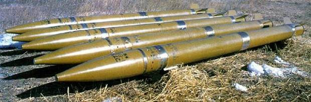 Tuy nhiên do những thiết bị trinh sát, đo đạc của WM-80 đều sử dụng công nghệ cũ, lại không có hệ thống định vị vệ tinh hỗ trợ, nên thời gian triển khai hỏa lực và độ chính xác của toàn hệ thống kém xa so với các hệ thống pháo phản lực thế hệ mới.