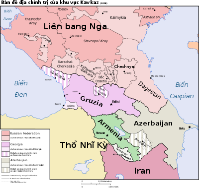 Mặc dù là hai quốc gia theo đạo Hồi, có chung đường biên giới, nhưng giữa Iran và Azerbaijan còn nảy sinh nhiều mâu thuẫn, thiếu sự tin tưởng lẫn nhau; việc Iran cho phép Armenia vận chuyển các loại vũ khí, trang bị cũng như các loại vật tư khác đi qua Iran đã khiến Azerbaijan khá bất mãn. Ảnh: Bản đồ khu vực Kavkaz - Nguồn: Wikipedia.
