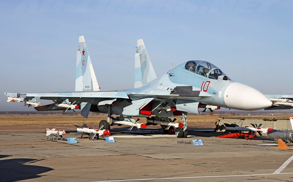 Vào năm 2016, Iran được cho là đã thử mua lại Su-30 một lần nữa, nhưng lần này do các lệnh trừng phạt của Liên Hợp Quốc - một phần của thỏa thuận hạn chế chương trình hạt nhân của Iran năm 2015 - đã làm gián đoạn nỗ lực của Iran.