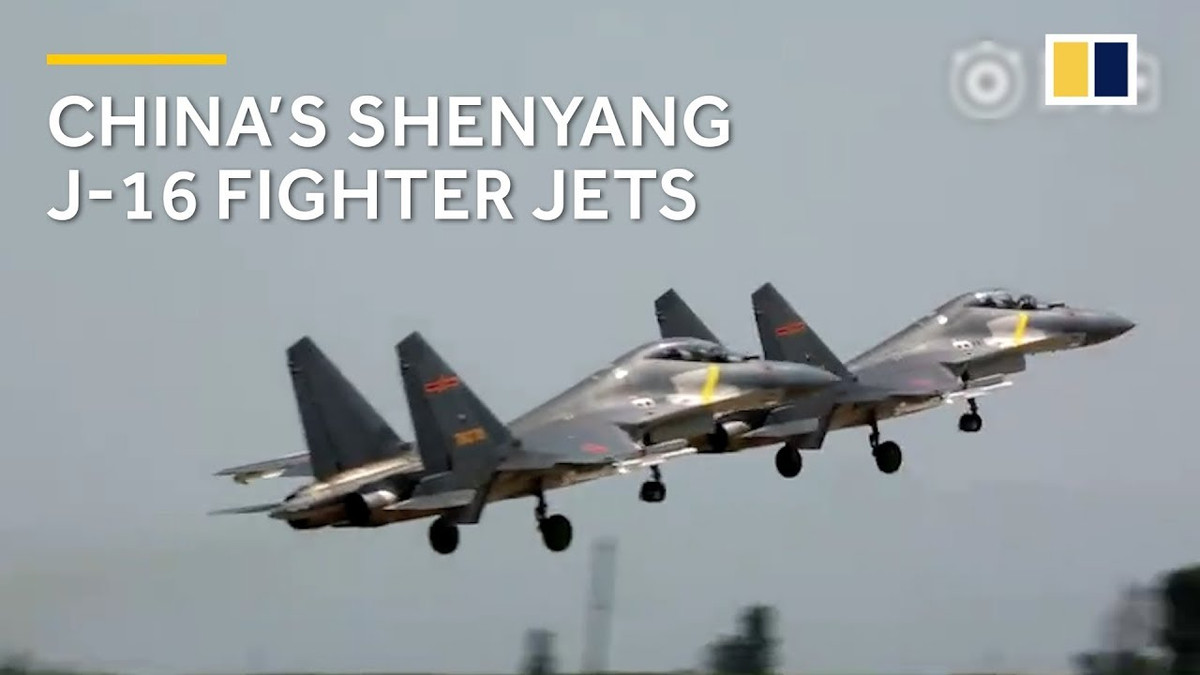 Về động cơ, tiêm kích J-16 được trang bị 2 động cơ phản lực cánh quạt, do công ty Thái Hằng của Trung Quốc chế tạo. Lực đẩy tối đa của động cơ lên tới 13,2 tấn, cho J-16 tốc độ tối đa 2,2 Mach. Nếu có thùng nhiên liệu phụ gắn ngoài, tầm bay tối đa lên tới hơn 4.000 km và bán kính chiến đấu là 1.500 km.