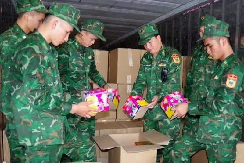 Ảnh: Cán bộ chiến sĩ Biên phòng với mẫu quân phục dã chiến K20 mới đặc trưng