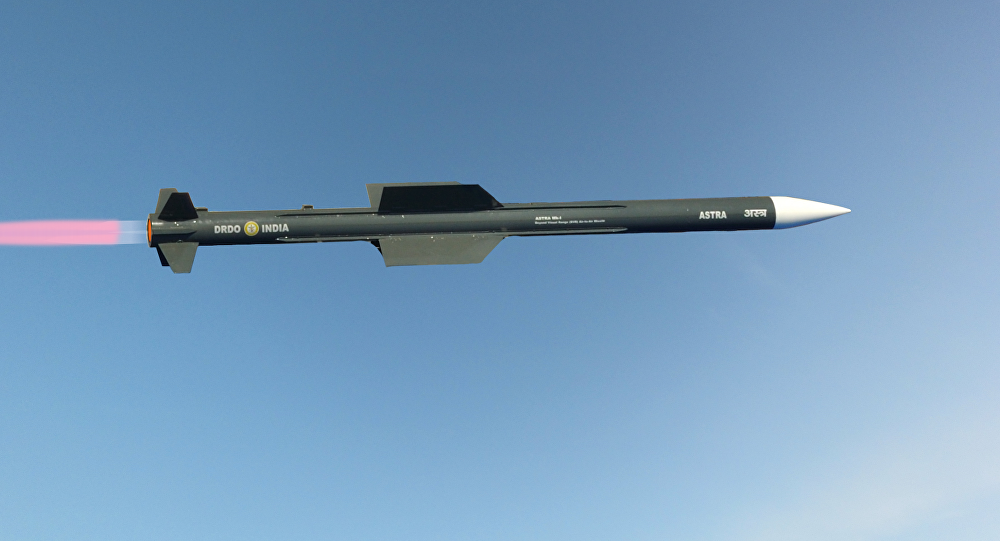 Tên lửa ở vị trí thứ tư là loại tên lửa không đối không ASTRA có nguồn gốc từ Ấn Độ; đây là tên lửa hoạt động trong mọi thời tiết, cả ngày và đêm và có tốc độ Mach 4,5; tầm bắn hiệu quả khoảng 100km và sẽ thay thế các tên lửa cùng loại của Nga, Pháp và Israel đang được trang bị trên máy bay chiến đấu của Không quân Ấn Độ. Nguồn ảnh: Pinterest.