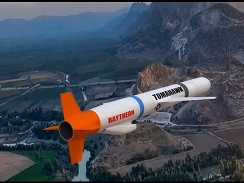 Phiên bản tấn công đất liền đa năng Tomahawk Block-V được gọi là tên lửa hành trình tấn công mục tiêu đa năng VB Tomahawk. Nâng cấp lớn nhất của nó là nó được trang bị đầu đạn đa tác dụng, có thể tiêu diệt nhiều loại mục tiêu với tính chất khác nhau. Tuy nhiên tốc độ bay của Block-V vẫn chưa được cải thiện đáng kể và vẫn là một tên lửa cận âm. Nguồn ảnh: USNI.