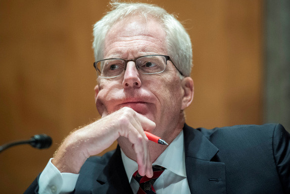 Có thông tin cho rằng, Bộ trưởng Quốc phòng Mỹ tạm quyền Christopher C. Miller, đã được cử đi vì mục đích này, và đã đàm phán xong với nhiều nước Ả Rập. Tín hiệu quan trọng nhất, là máy bay đặc biệt của Thủ tướng Israel Netanyahu đã đến thẳng Ả Rập Saudi. Ảnh: Bộ trưởng Quốc phòng Mỹ tạm quyền Christopher C. Miller – Nguồn: REUTERS