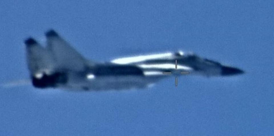 Theo tin từ các phương tiện truyền thông Thổ Nhĩ Kỳ, số MiG-29 hiện đang có mặt tại Lybia, đều là các phiên bản do Liên Xô sản xuất, do các phi công Nga điều khiển, chuyển sân từ Syria sang Lybia. Ảnh: Máy bay MiG-29 bị chụp ảnh trong quá trình chuyển sân sang Lybia - Nguồn: Topwar