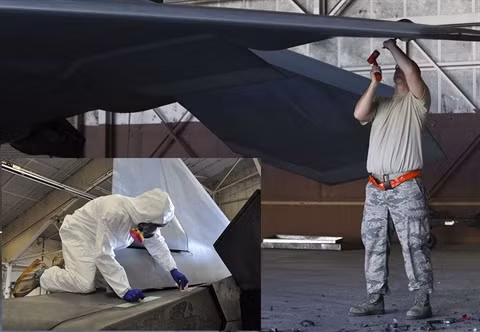 Hơn nữa F-22 còn sử dụng sơn tàng hình đời đầu, vốn có yêu cầu cao về môi trường, bảo dưỡng và lao động, cũng như yêu cao đối với nhà chứa máy bay; điều này đòi hỏi khâu bảo đảm hậu cần - kỹ thuật với loại chiến đấu cơ này rất lớn, đưa F-22 trở thành "cục nợ" của Không quân Mỹ.