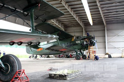 Hiện nay, Không quân ta cũng đang sở hữu cơ số khá nhiều máy bay An-2 cũ do Liên Xô chế tạo và viện trợ. Theo báo cáo vào năm 2016, Việt Nam đã nhờ LB Nga hỗ trợ nâng cấp tới 40 chiếc An-2 để đáp ứng thông số kỹ thuật, tiếp tục sử dụng dù cho loại máy bay này đã có phần lỗi thời nhưng vẫn còn nhiều công dụng. Ảnh: Máy bay An-2 của Không quân Việt Nam - Nguồn: QĐND