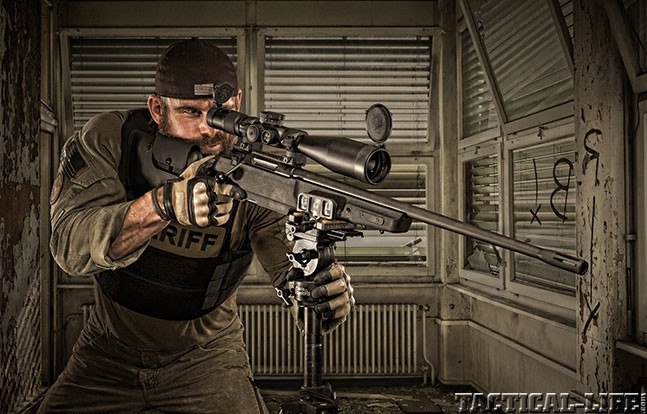 SSG 3000 có hình dáng khẩu súng săn, hoạt động theo nguyên lý súng trường cổ điển, lên đạn lại sau mỗi phát bắn; súng sử dụng đạn 7,62x51 mm (.308 Winchester) tiêu chuẩn của NATO; hộp tiếp đạn 5 viên, có thể tháo rời; tầm bắn hiệu quả của súng khoảng 900 mét.