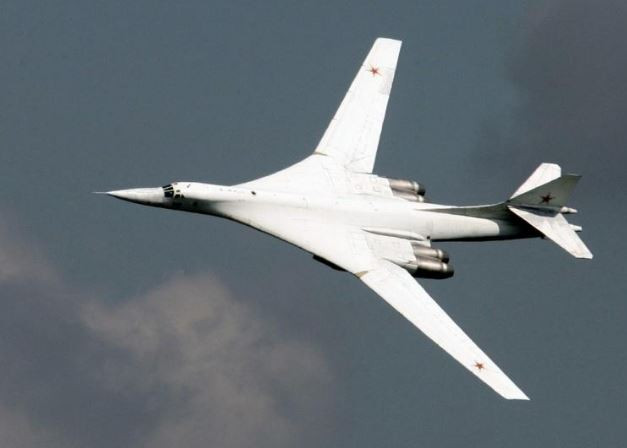 Để có thể thực hiện đòn răn đe chiến lược, Liên Xô đã tập trung phát triển máy bay ném bom chiến lược Tu-160 Blackjack, được đặt biệt danh là “Thiên nga trắng”; và chiếc Tu-160 là máy bay ném bom chiến lược cuối cùng được Liên Xô chế tạo.