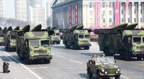 Nếu một cuộc chiến nổ ra trên bán đảo Triều Tiên, các căn cứ không quân của Mỹ và đồng minh trên bán đảo Triều Tiên và phần lớn của Nhật Bản có thể sẽ bị tê liệt do các cuộc tấn công tên lửa của Triều Tiên. Cùng với mạng lưới phòng không hùng hậu của Triều Tiên, nó có thể ngăn chặn hiệu quả các cuộc tấn công bằng không quân của Mỹ và đồng minh.