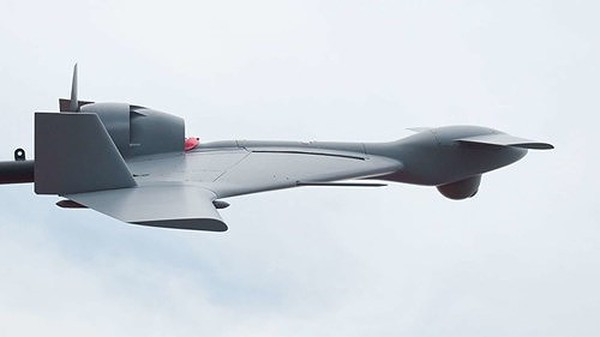 Loại UAV được Azerbaijan sử dụng phá hủy hệ thống phòng không S-300 của Armenia là loại UAV tự sát Harop, do Tập đoàn Công nghiệp Hàng không Israel phát triển từ đầu thập niên 2000. Mẫu UAV này dài 2,5 m, có sải cánh 3 m, tầm bay 1.000 km, thời gian hoạt động liên tục trên không đến 6 giờ và mang khối thuốc nổ nặng 23 kg. Ảnh: UAV tự sát Harop - Nguồn: Wikipedia.