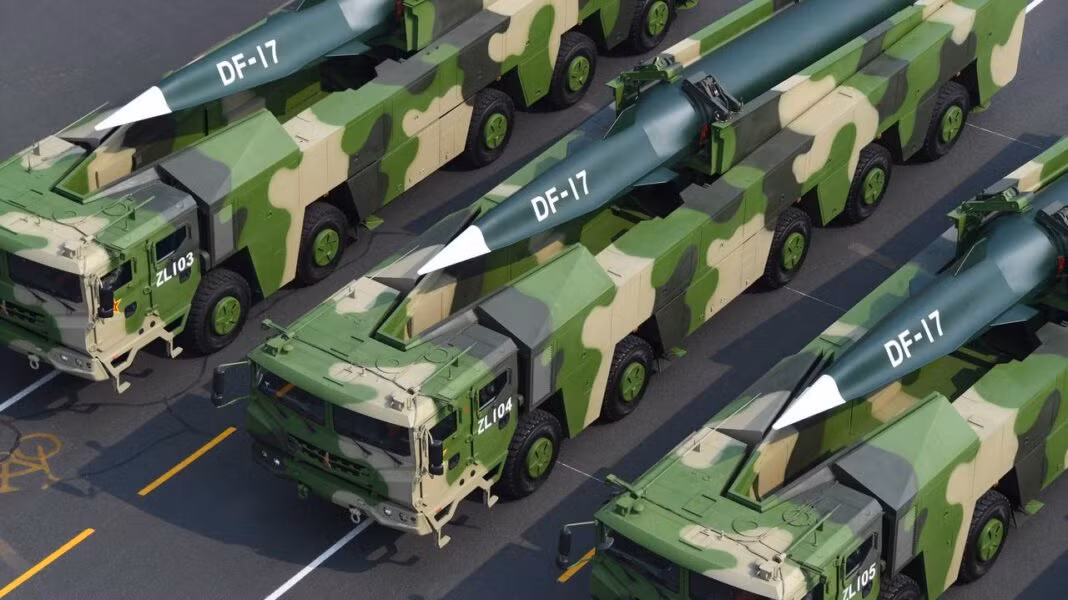 Các nhà quân sự Trung Quốc cho rằng, có thể đánh chặn được tên lửa đạn đạo Dongfeng-21D và Dongfeng-26; nhưng với tên lửa đạn đạo chống hạm tầm cao Dongfeng-17, có thể các hệ thống tên lửa phòng không hiện có trên thế giới, không thể đánh chặn.