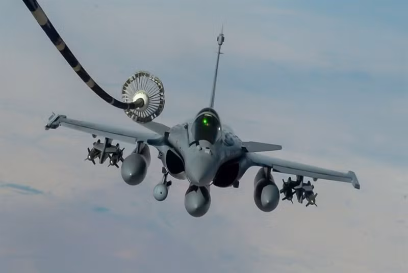 Nhưng bất ngờ không xảy ra, Bỉ vẫn chọn máy bay chiến đấu F-35A là máy bay chiến đấu chủ lực trong tương lai, Rafale tiếp tục thất bại thảm hại; truyền thông Pháp chỉ trích thậm tệ việc Bỉ thiếu đoàn kết với các nước láng giềng châu Âu, còn các quan chức Pháp bày tỏ sự thất vọng não nề.