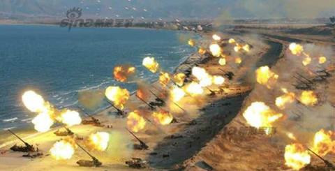 Vì vậy, hướng phát triển phù hợp với lực lượng pháo binh bờ biển Việt Nam theo kiểu tự hành hóa là một việc có thể rất ưu việt, giúp nâng cao khả năng tác chiến phòng thủ của quân đội ta trong thời đại chiến tranh công nghệ cao hiện nay. Việc nước nhà đang dần có thể tự chủ các thiết kế pháo tự hành càng cho thấy một tương lai sáng sủa hơn nữa cho sự đổi mới của lực lượng pháo binh bờ. Ảnh: Pháo bờ biển Triều Tiên khai hỏa.