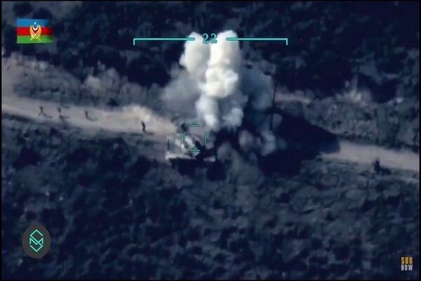 UAV TB-2 tung hoành trên chiến trường Nagorno-Karabakh "kinh dị" ra sao? UAV TB-2 tung hoanh tren chien truong Nagorno-Karabakh