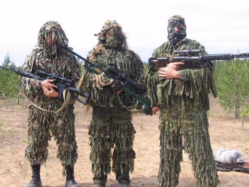 Trong những năm gần đây, Quân đội các quốc gia lớn như Mỹ, Nga hay Trung Quốc đã có những cải cách lớn, thay đơn vị lớn bằng phân đội nhỏ, các loại vũ khí hạng nặng được thay dần bằng vũ khí nhỏ, có tính cơ động và mức chính xác cao hơn.