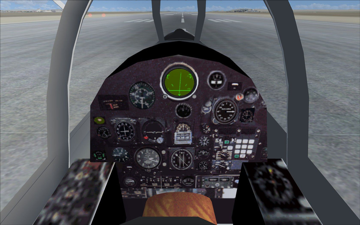 Về sau, thuyết âm mưu cũng lưu truyền nguồn tin cho rằng, thời điểm đó là do đặc vụ Liên Xô bí mật đột nhập vào chiếc U-2 và điều chỉnh lại bảng điều khiển, khiến độ cao của chuyến bay không đạt 20.000 mét, nhưng bảng điều khiển cho thấy độ cao đã đạt độ cao 20.000 mét, nên mới tạo cơ hội cho tên lửa S-75 bắn hạ. Ảnh: Buồng lái chiếc U-2. Nguồn: Wikipedia.