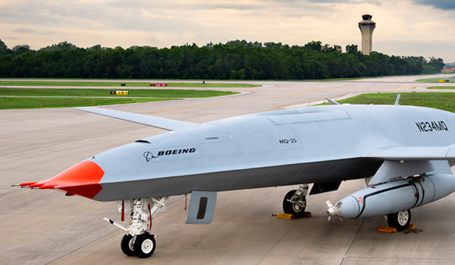Đứng đầu danh sách vũ khí ảnh hưởng nhất năm 2020 là UAV tiếp nhiên liệu trên không MQ-25 Stingray hoạt động trên tàu sân bay do Boeing phát triển cho Hải quân Mỹ. MQ-25 đã bay thử thành công lần đầu tiên vào ngày 19/9/2019. Sau khi bước vào năm 2020, tần suất các chuyến bay thử nghiệm của MQ-25 đã tăng lên đáng kể -Nguồn ảnh: Boeing