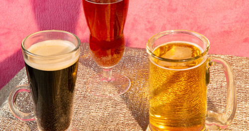 Ngay sau đó, họ đã chuẩn bị đủ men để sản xuất mẻ bia Belly Button 800l. Ngoài men chiết xuất từ lông rốn, bia còn có nguyên liệu gồm lúa mạch, lúa mì, yến mạch, lúa mạch đen, vỏ cam tươi, hạt rau mùi nướng, hoa bia Riwaka. Hương vị cuối cùng được mô tả giống như Witbier của Bỉ, mùi đinh hương và chuối.