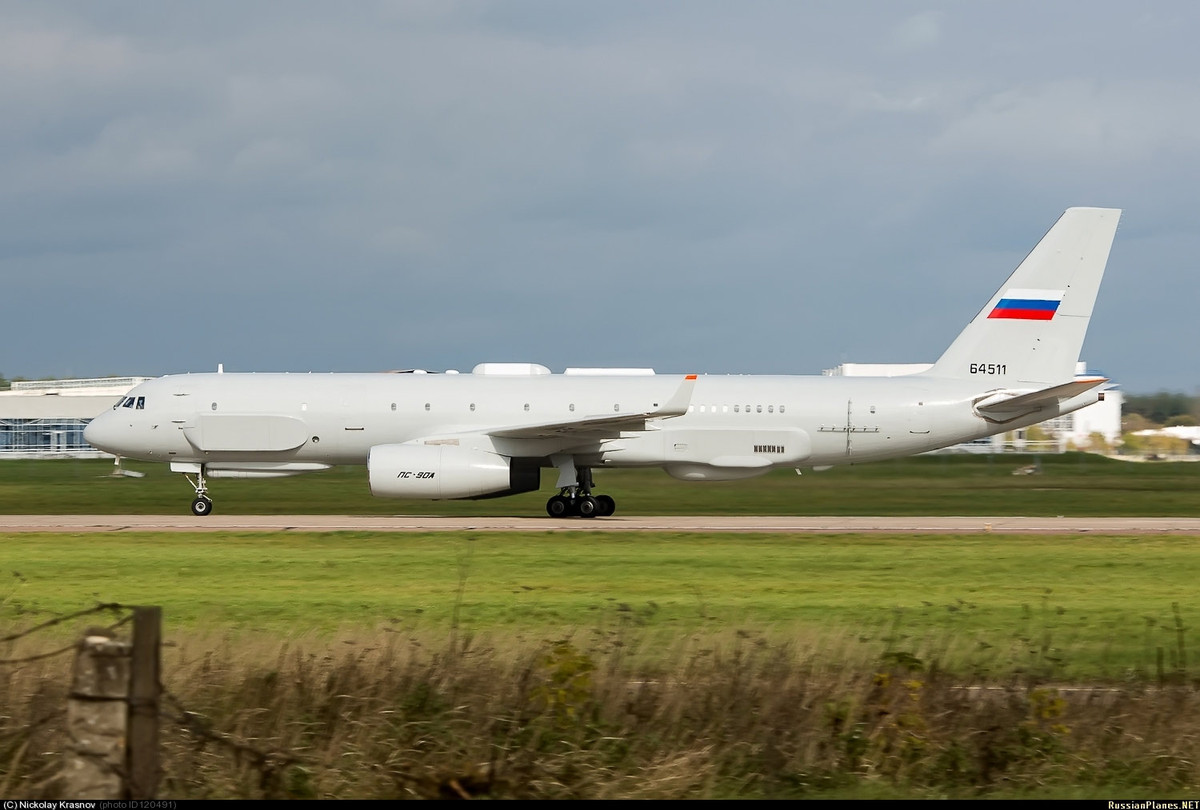 Không rõ việc Nga đa đưa những máy bay trinh sát chiến trường này sang Syria là để thu thập, cung cấp tin tình báo cho quân đội SSA hay chính không quân Nga cũng sẽ tham chiến trong tương lai. Nguồn ảnh: Jetphoto.