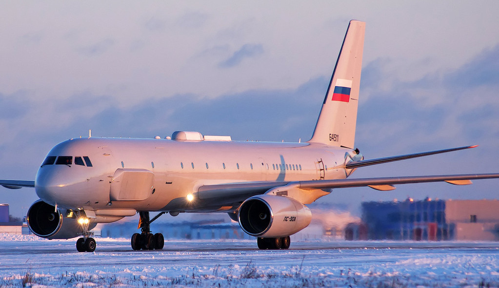 Hiện tại trong lực lượng Không quân Vũ trụ Nga chỉ có hai chiếc Tu-214R. Những chiếc máy bay này được chế tạo theo đơn đặt hàng đặt biệt của Moscow. Nguồn ảnh: Jetphoto.