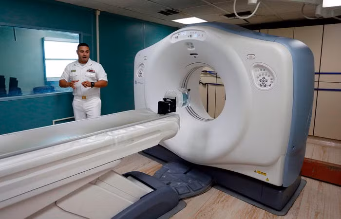 Máy chụp cắt lớp trên tàu USNS Comfort của Hải quân Mỹ. Nguồn ảnh: NavyLive.