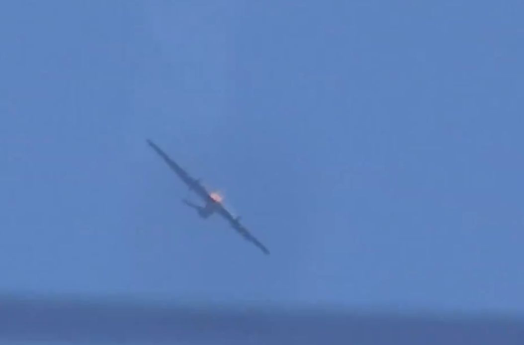 Đây cũng là một trong những loại máy bay không người lái hiện đại nhất của Ankara, được Thổ Nhĩ Kỳ sản xuất và giới thiệu từ năm 2013 tới nay. Nguồn ảnh: Scranmble.