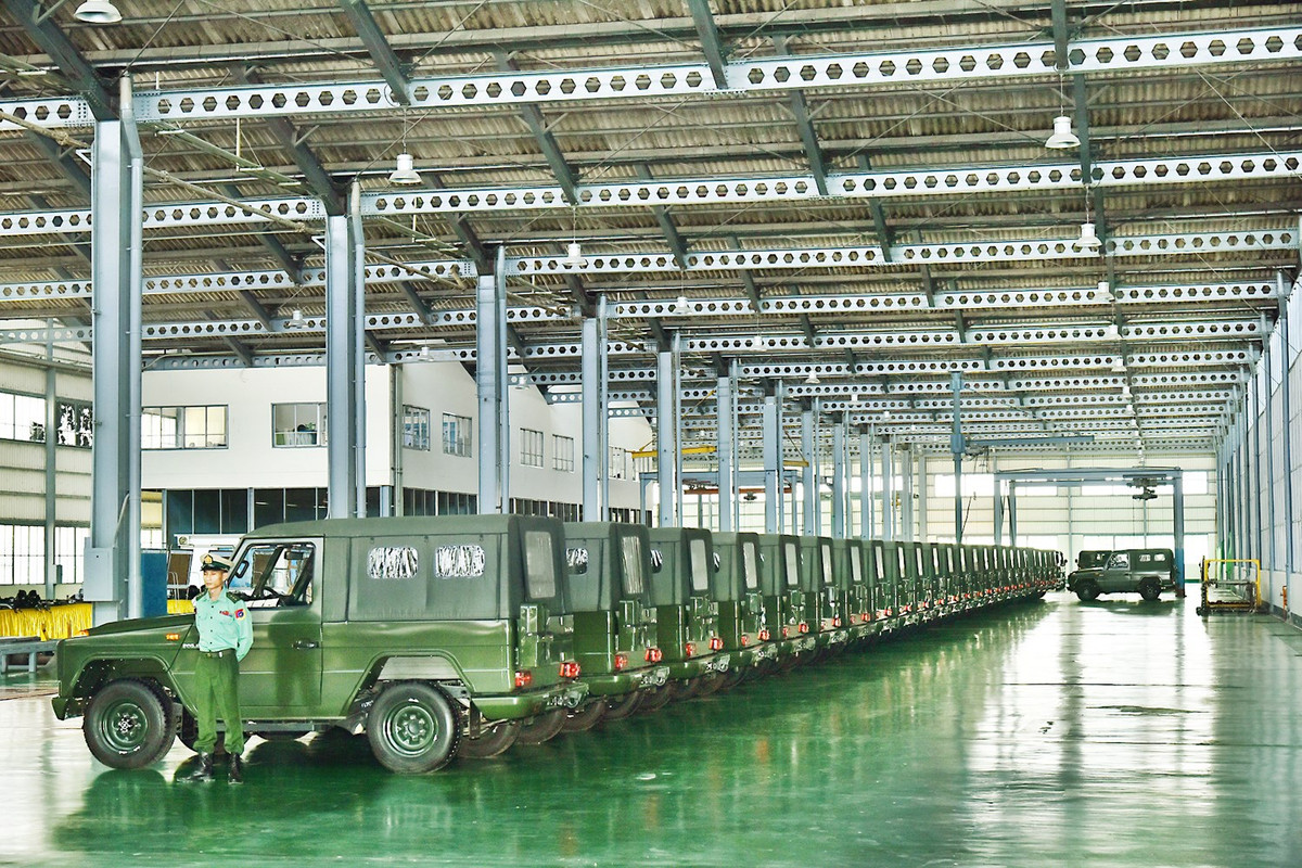 Theo truyền thông trong nước, Myanmar sẽ có năng suất tối đa lên tới 1000 chiếc NLAY jeep mỗi năm - tương đương với gần 3 chiếc một ngày liên tục không nghỉ. Nguồn ảnh: Livejournal.