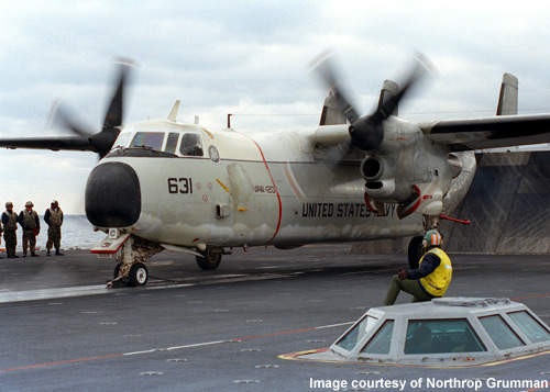Tới nay, không quân hải quân Mỹ vẫn chưa có ý định thay thế C-2 Greyhound bằng một loại vận tải cơ khác hiện đại hơn, đơn giản vì tư duy "cái gì chưa hỏng, chưa cần sửa". Nguồn ảnh: USNavy.
