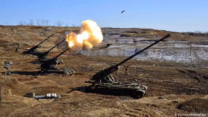 Cuộc tập trận pháo binh tầm xa của Triều Tiên được diễn ra trong bối cảnh khu vực Đông Bắc Á đang "dậy sóng" trước việc nước này tiếp tục thử nghiệm tên lửa tầm ngắn về phía vùng biển Nhật Bản. Nguồn ảnh: KCNA.