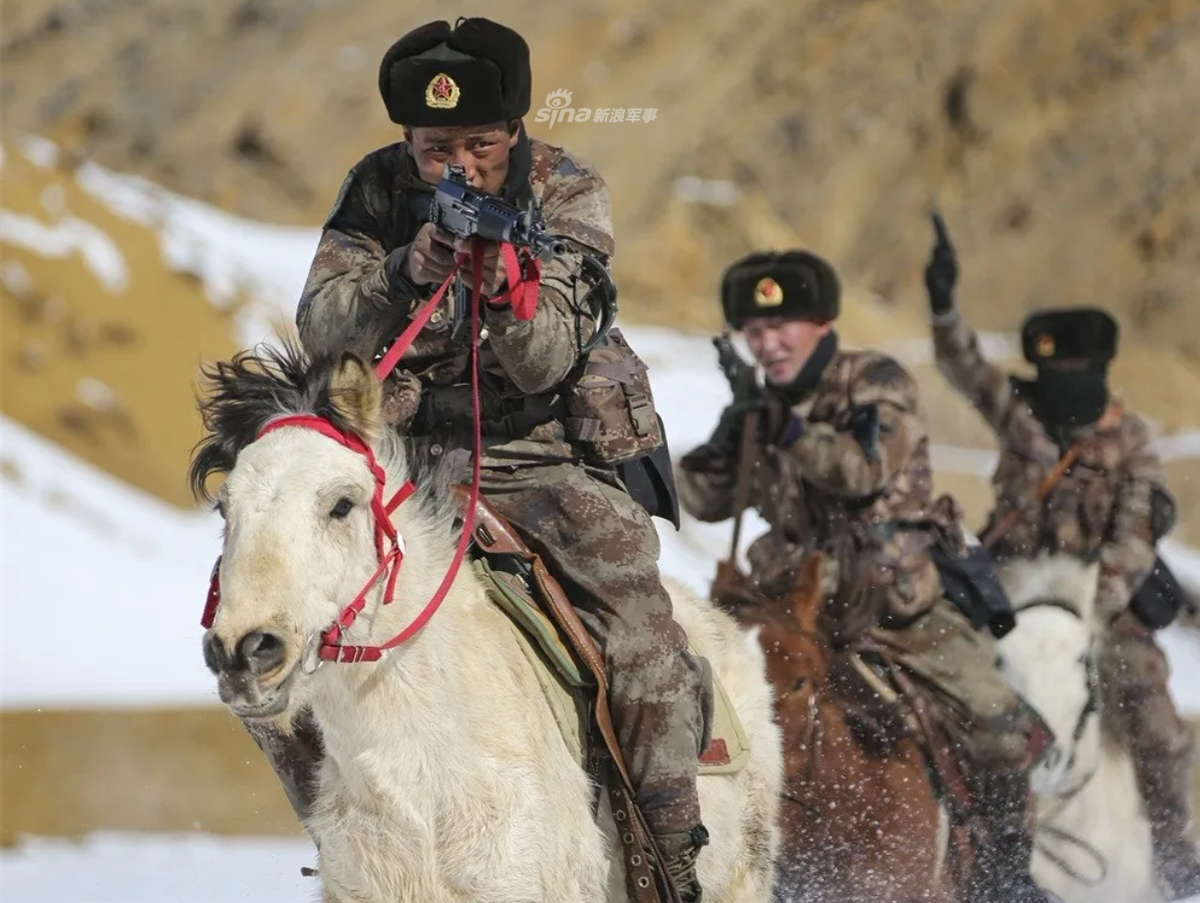 Với loại phương tiện đặc biệt này, một đồn biên phòng của Trung Quốc có thể bao quát được hàng trăm kilomets đường biên mà không cần bất cứ phương tiện cơ động nào khác, hiệu quả hơn rất nhiều so với việc tuần tra bằng cách đi bộ. Nguồn ảnh: Sina.