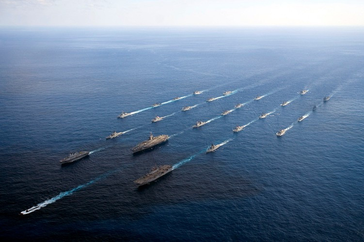 Cốt lõi sức mạnh của Arleigh Burke là hệ thống chiến đấu Aegis được thiết kế để đối phó với một loạt các mối đe dọa khác nhau.