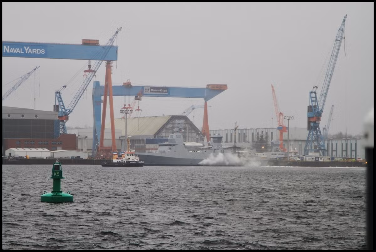 Đây cũng được xem là khả năng đặc biệt của Hải quân Israel khi lực lượng này có thể mang nhiều loại vũ khí cực khủng lên những tàu chiến cỡ nhỏ, tạo lợi thế lớn cho Hải quân Israel trong những cuộc xung đột trên biển trong khu vực khi mà hộ vệ hạm của họ có trang bị vũ khí ngang với khinh hạm của đối phương. Nguồn ảnh: BMDP.