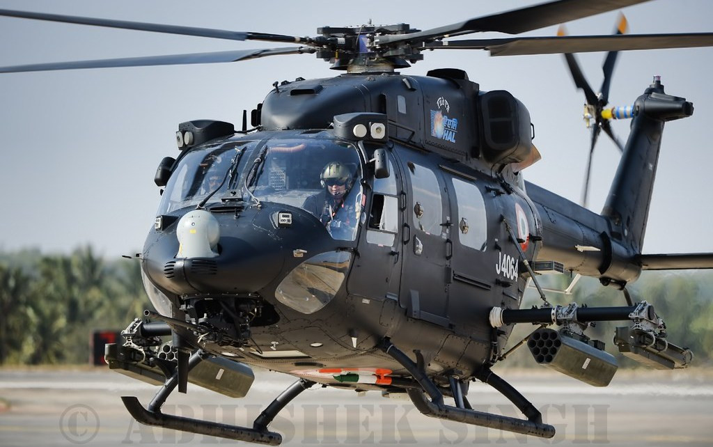 Trong tương lai, nếu Việt Nam đặt mua các loại máy bay, chiến đấu cơ từ phía Ấn Độ, chúng ta sẽ tự chủ hơn về mặt công nghệ, có thể dễ dàng thực hiện công tác hậu cần ngay trong nước một cách đơn giản. Nguồn ảnh: Flickr.