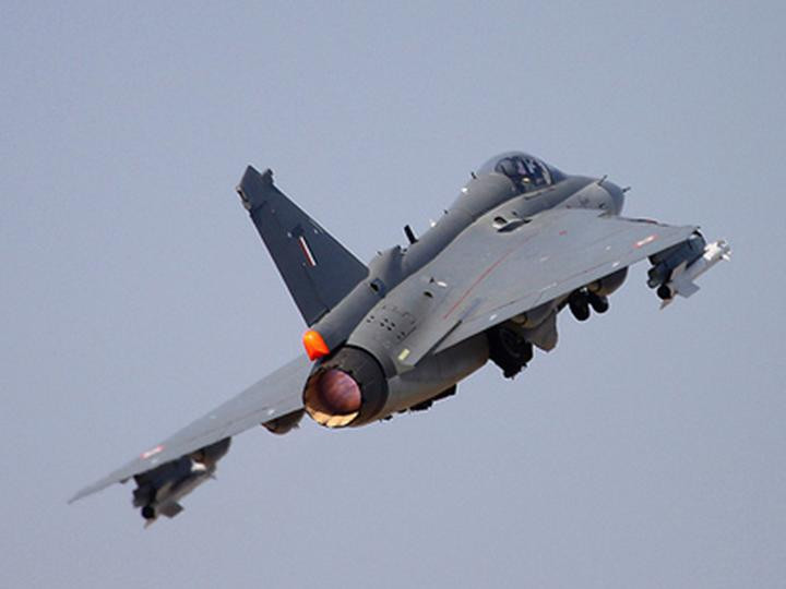 Nếu được lựa chọn thành quốc gia đặt trạm hậu cần kỹ thuật, Việt Nam sẽ có lợi thế rất lớn trong tương lai khi chúng ta vẫn sẽ có cơ hội tiếp cận với các loại máy bay, trực thăng do HAL chế tạo một cách dễ dàng. Nguồn ảnh: Flickr.