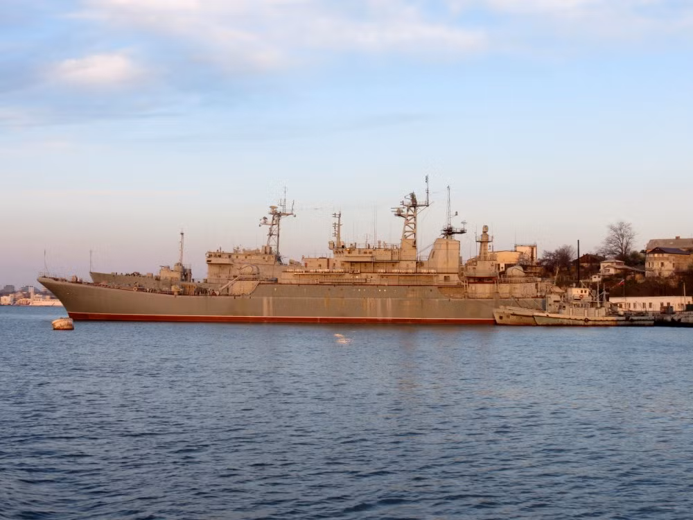 Một vài nguồn tin còn cho biết nhiều khả năng Nga sẽ trao trả lại các tàu này cho phía Ukraine như một cách thức để tăng cường ngoại giao với phương Tây trong tương lai. Nguồn ảnh: A. Balabin.