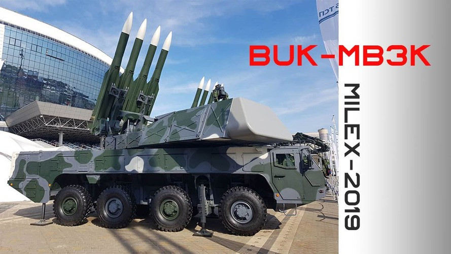 Cần phải lưu ý rằng tại thời điểm này vẫn chưa biết chính xác kẻ thù tiềm năng nào mà quân đội Ba Lan và Belarus đang cùng nhau tập luyện để chống lại.