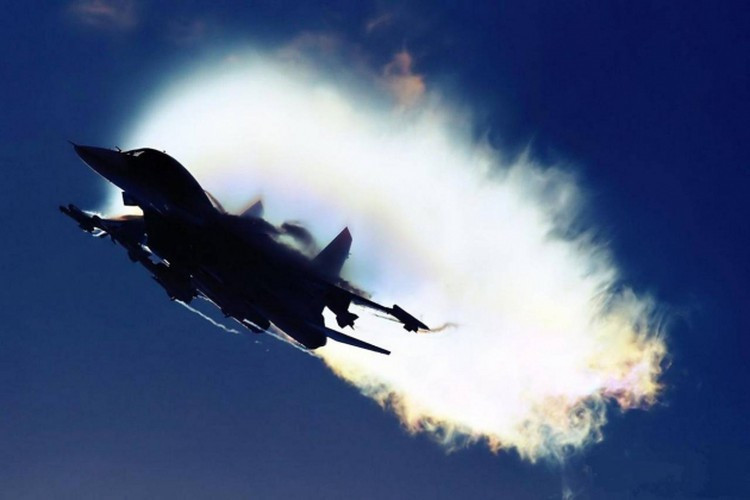 "Với thực tế là Belarus đã hành động cùng một thành viên NATO, thật khó tin rằng chúng ta có thể bỏ qua, không đưa ra giả thiết rằng máy bay chiến đấu Nga là đối tượng của cuộc tập trận đó".