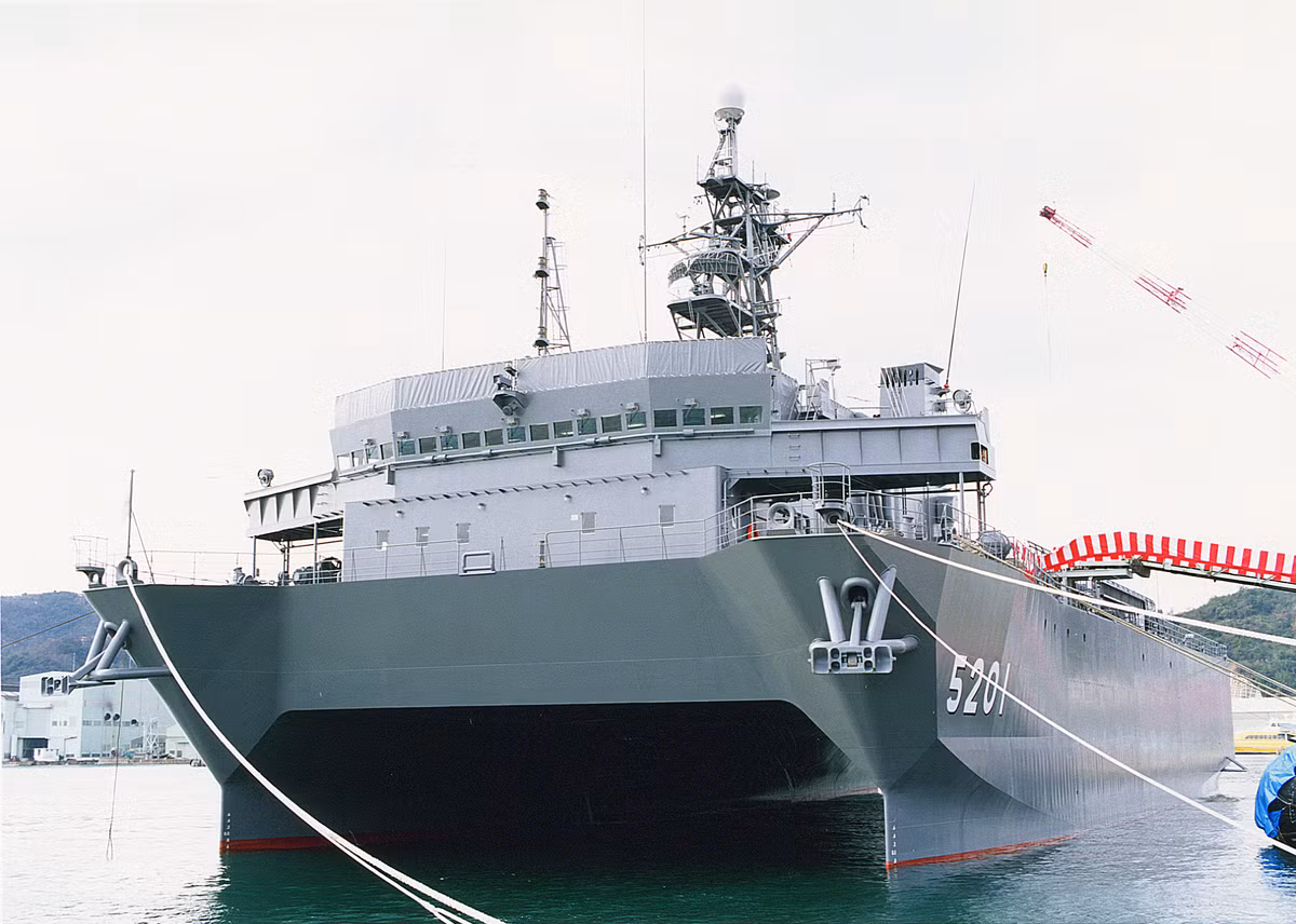 Vậy nên, hệ thống này không chỉ có tầm an ninh trong khu vực mà nó còn biến toàn bộ đội tàu do thám của Nhật trở thành "tai mắt" cho Mỹ trong vùng biển sát nách với Trung Quốc. Một mặt khiến hải quân Trung Quốc không thể di chuyển tuỳ tiện, một mặt kiểm soát luôn vùng biển Triều Tiên. Nguồn ảnh: Commons.