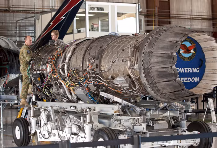 Theo hợp đồng này, Mỹ sẽ chuyển giao 20 động cơ F135-PW-100 cho phía không quân hải quân Mỹ, 6 động cơ F135-PW-100 cho Không quân Mỹ và 6 động cơ F135-PW-100 cho Nhật Bản. Nguồn ảnh: Pinterest.