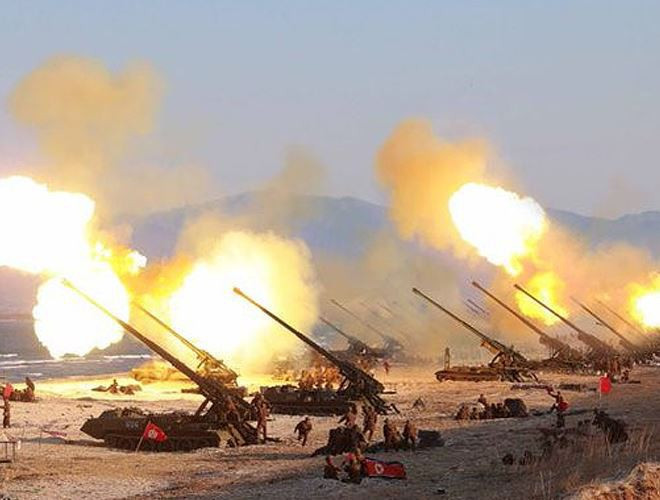 Theo tính toán trong một báo cáo an ninh của Hàn Quốc, lực lượng pháo binh Triều Tiên có thể bắn khoảng 10.000 viên đạn pháo đến Seoul chỉ trong vòng một phút và đủ khả năng hủy diệt thành phố này.